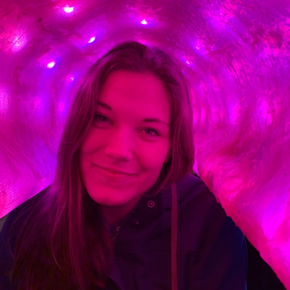 Meet your Posher, Whitley